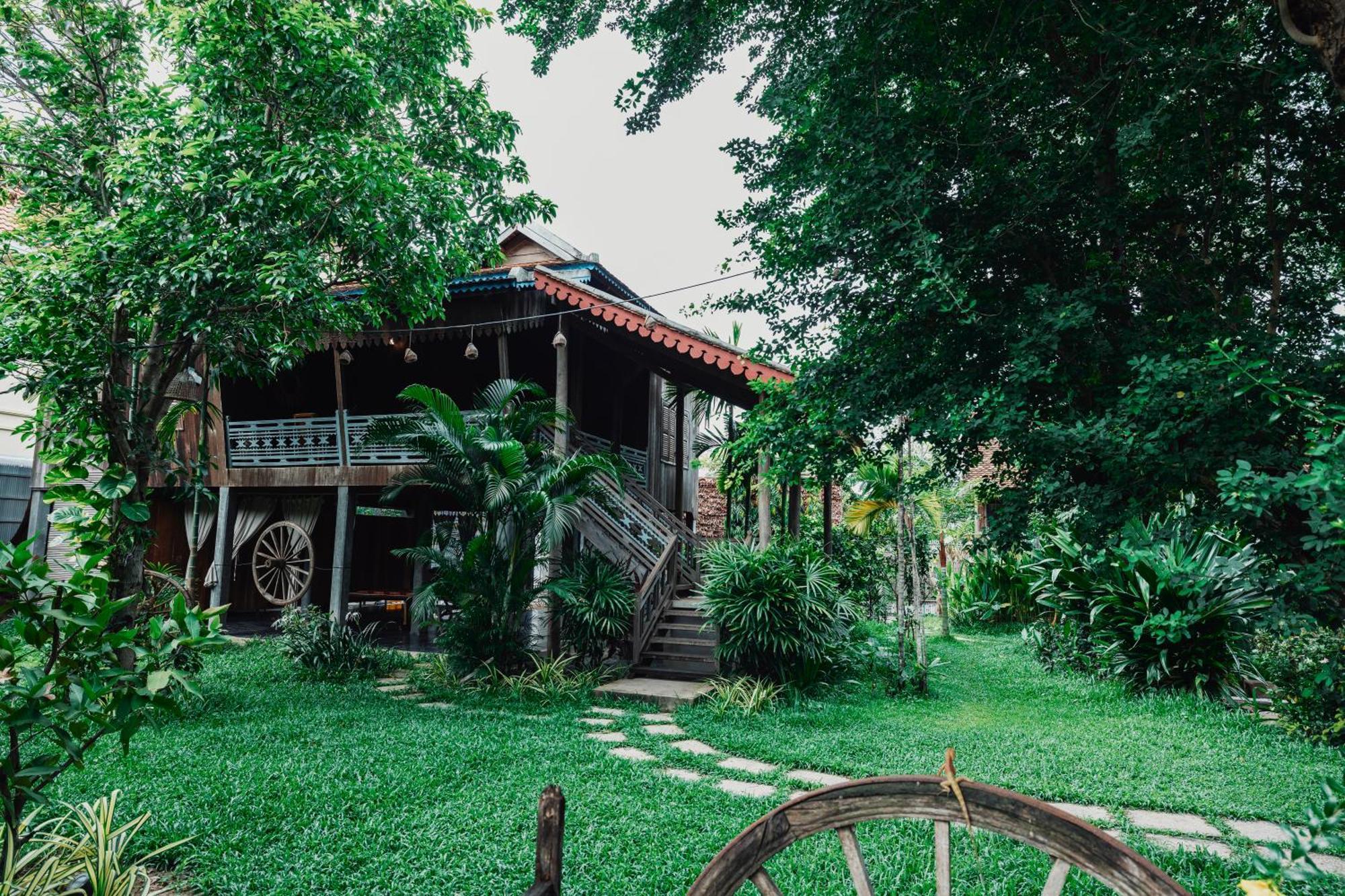 Phum Khmer Lodge - Village Cambodian Eco-Lodge Сіємреап Екстер'єр фото